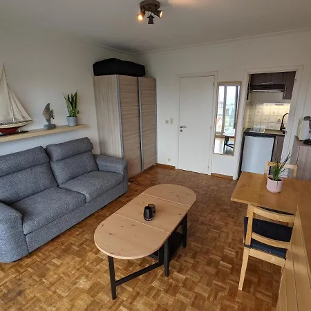 Studio Met Frontaal Zeezicht Middelkerke Extérieur photo